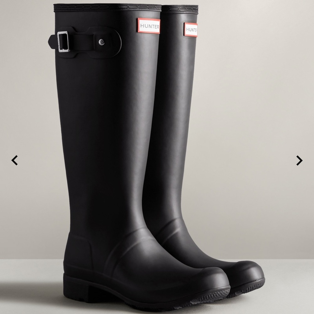 Tall hunter boots